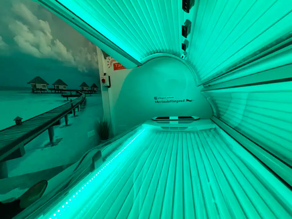 Tangoed sunbed Shop Slough Maldives room